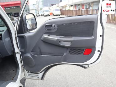 2022 - kia bongo iii