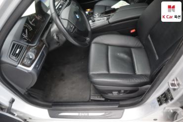 2011 - bmw 5 series