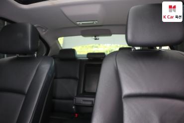 2011 - bmw 5 series