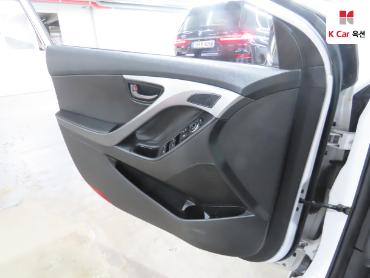 2014 - hyundai avante