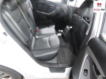 2014 - hyundai avante