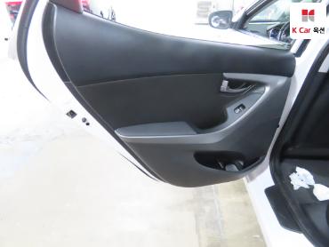 2014 - hyundai avante