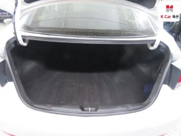 2014 - hyundai avante