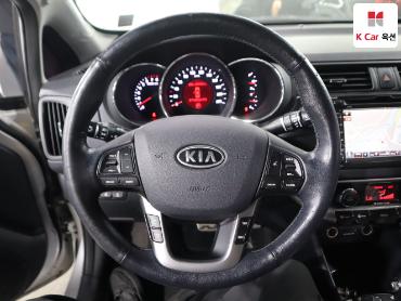 2012 - kia pride