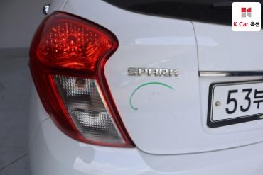 2016 - chevrolet spark