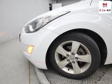 2012 - hyundai avante