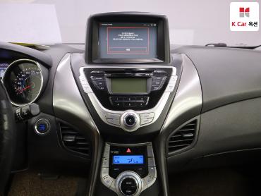 2012 - hyundai avante