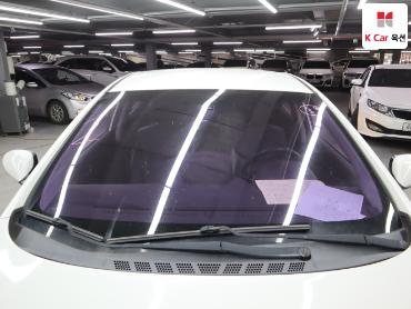 2012 - hyundai avante