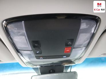 2023 - hyundai staria