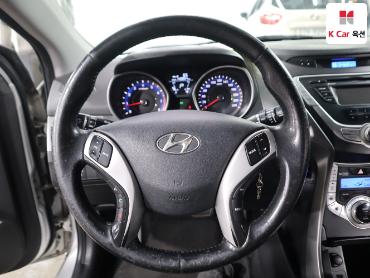 2011 - hyundai avante