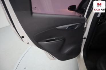 2017 - chevrolet spark