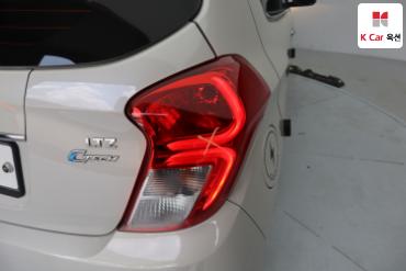 2017 - chevrolet spark