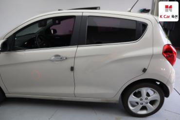 2017 - chevrolet spark