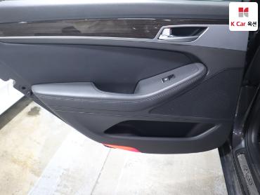 2018 - genesis g80