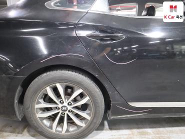 2011 - hyundai grandeur