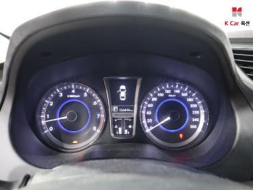 2011 - hyundai grandeur