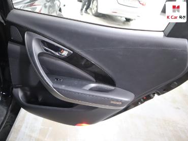 2011 - hyundai grandeur