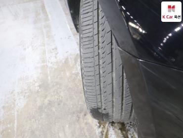 2011 - hyundai grandeur