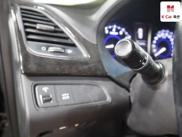 2011 - hyundai grandeur