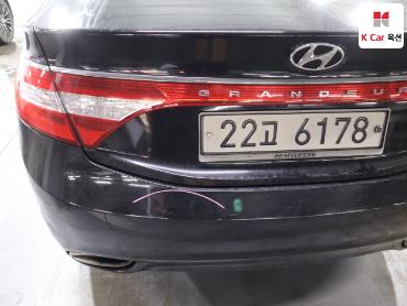 2011 - hyundai grandeur