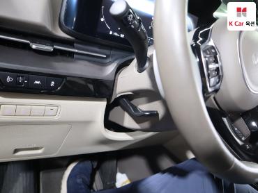 2023 - kia carnival