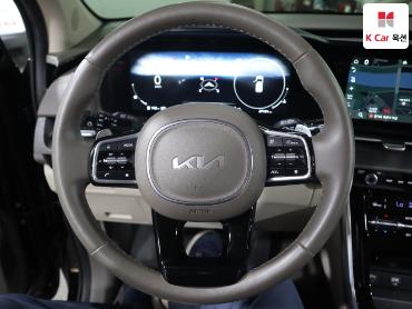 2023 - kia carnival