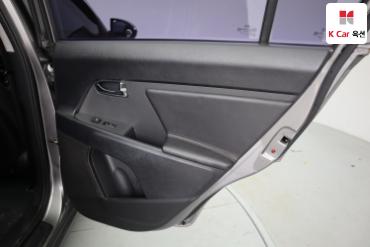 2012 - kia sportage