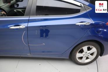 2014 - hyundai avante