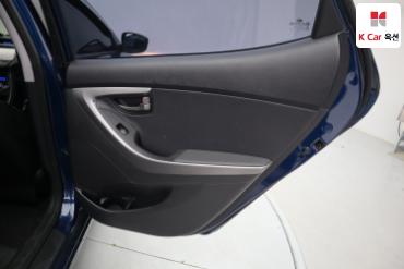 2014 - hyundai avante