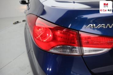 2014 - hyundai avante
