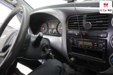 2012 - kia bongo iii