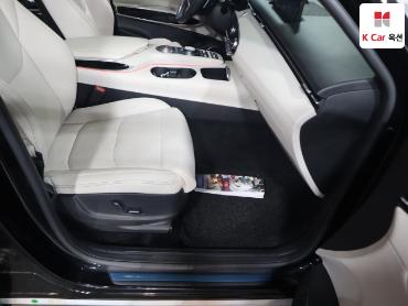 2024 - genesis gv70