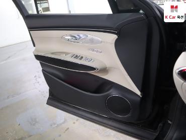 2024 - genesis gv70