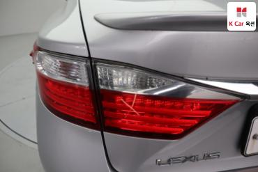 2013 - lexus es300h