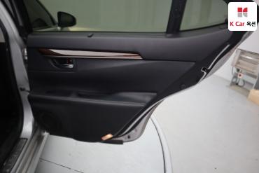 2013 - lexus es300h