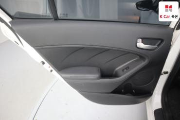 2018 - kia k3