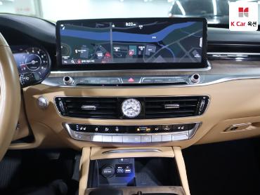 2022 - kia k9