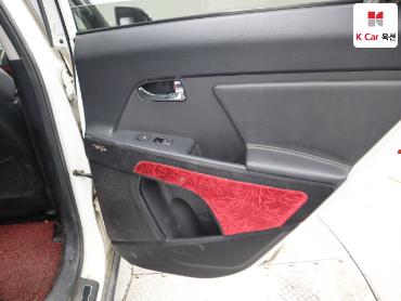 2011 - kia sportage