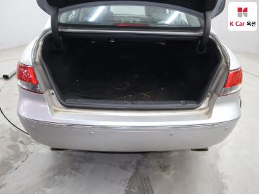 2010 - hyundai grandeur