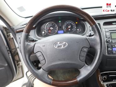 2010 - hyundai grandeur