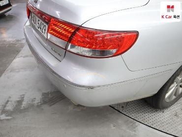 2010 - hyundai grandeur