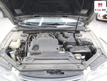 2010 - hyundai grandeur