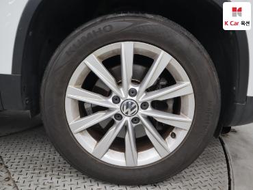 2016 - volkswagen tiguan