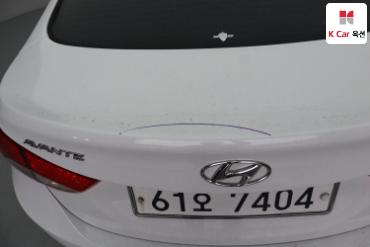 2011 - hyundai avante
