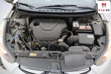 2011 - hyundai avante