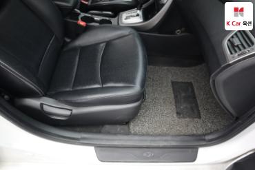 2011 - hyundai avante
