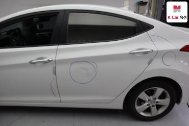 2011 - hyundai avante