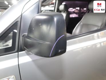 2014 - hyundai grand starex
