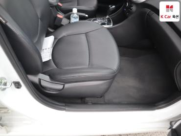 2015 - hyundai accent