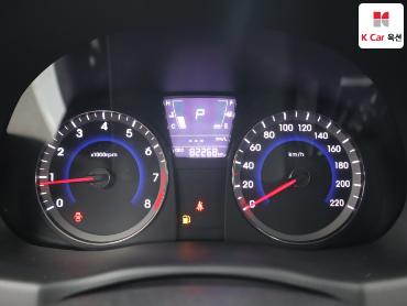 2015 - hyundai accent